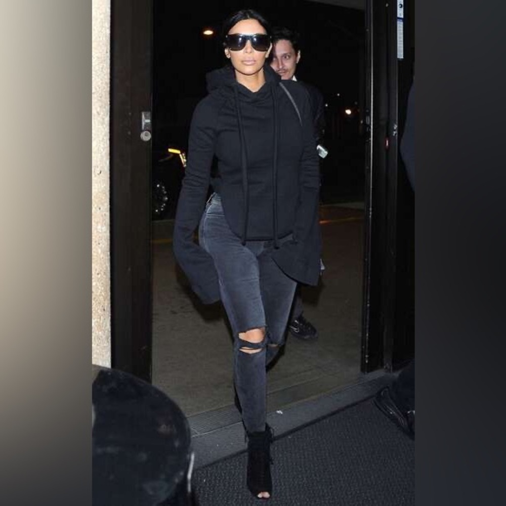 Vetements Black Hoodie ASO Kim Kardashian